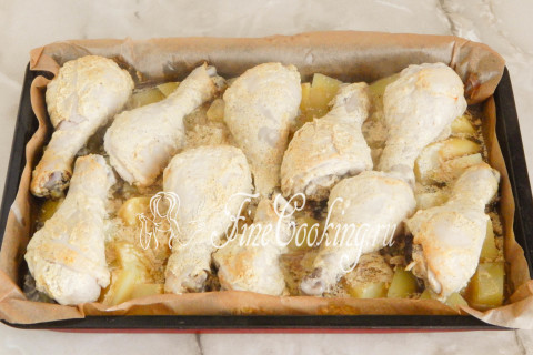 Курица с картошкой в сметане в духовке. Шаг 9
