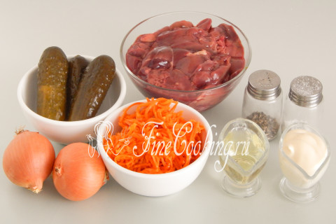 Салат из печени и корейской моркови. Шаг 1