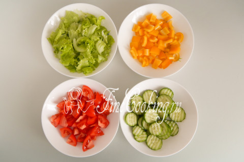 Салат с мидиями и овощами. Шаг 9